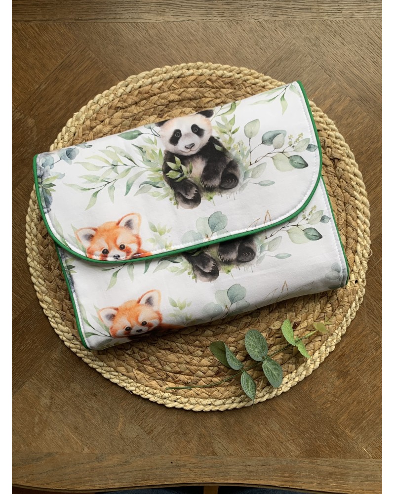 Pochette à langer + serviette "Panda & Koala"