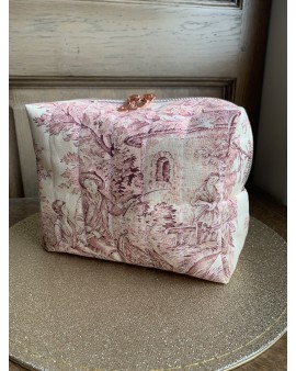 Coffret Trousse de Toilette Livia & ses accessoires "Toile de Jouy Rouge"