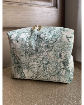 Coffret Trousse de Toilette Livia & ses accessoires "Toile de Jouy Vert"