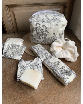 Coffret Trousse de Toilette Livia & ses accessoires "Toile de Jouy Noire"