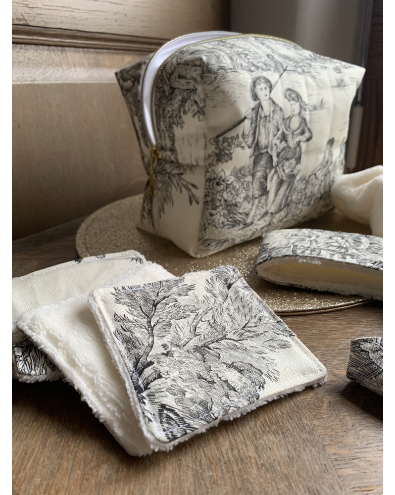 Coffret Trousse de Toilette Livia & ses accessoires "Toile de Jouy Noire"