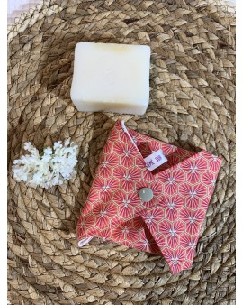 Range Savon Imperméable "Rose Géométrique"