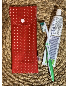 Pochette à brosse à dents...