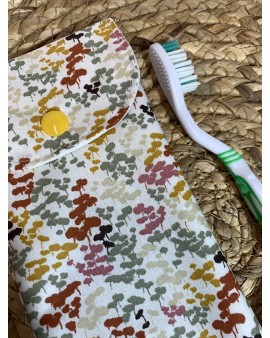 Pochette à brosse à dents...