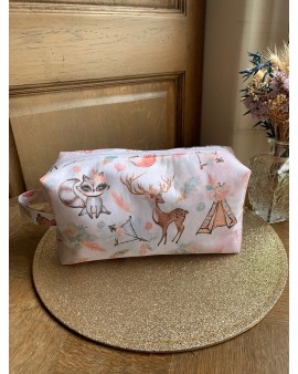 A PERSONNALISER : Trousse de toilette enfant Vicky