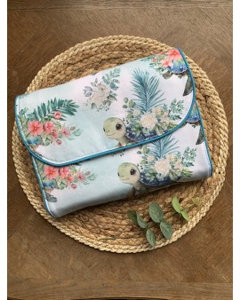 A PERSONNALISER : Pochette à langer + serviette