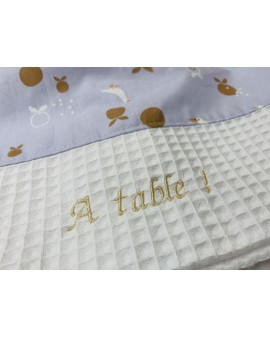 A PERSONNALISER : Serviette bavoir élastique (dès 18 mois)