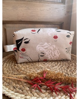 Trousse de toilette...